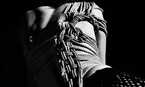 Kinbaku: viaggio nella pratica Giapponese che sta appassionando il mondo